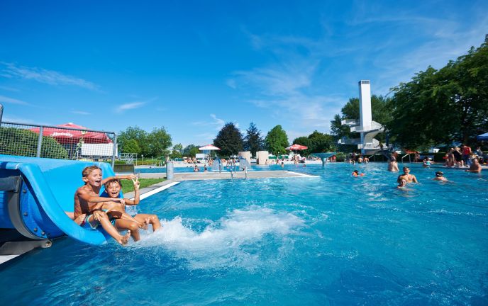 Parkbad Lustenau (c) Parkbad Lustenau - Marktgemeinde Lustenau